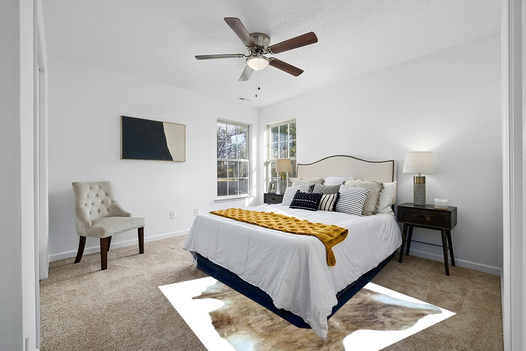 Tomtom Cowhides Brindle Light Cowhide Rug 100% Natural Leather Rugs 6x6 in White and Yellow Modern Bedroom