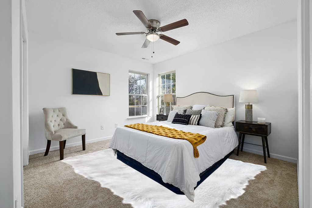 8 x 10 Feet Carpet in White and Yellow Modern Bedroom