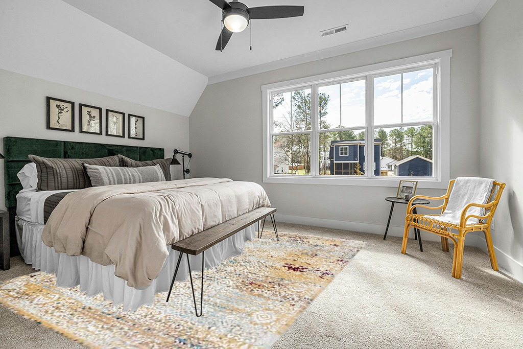 SAFAVIEH Aria Collection Area Rug - 9' x 12', Yellow & Cream, Boho Chic Distressed Design, Non-Shedding & Easy Care, Ideal for High Traffic Areas in Living Room, Bedroom (ARA183Y) in Grey Traditional Bedroom with King Bed