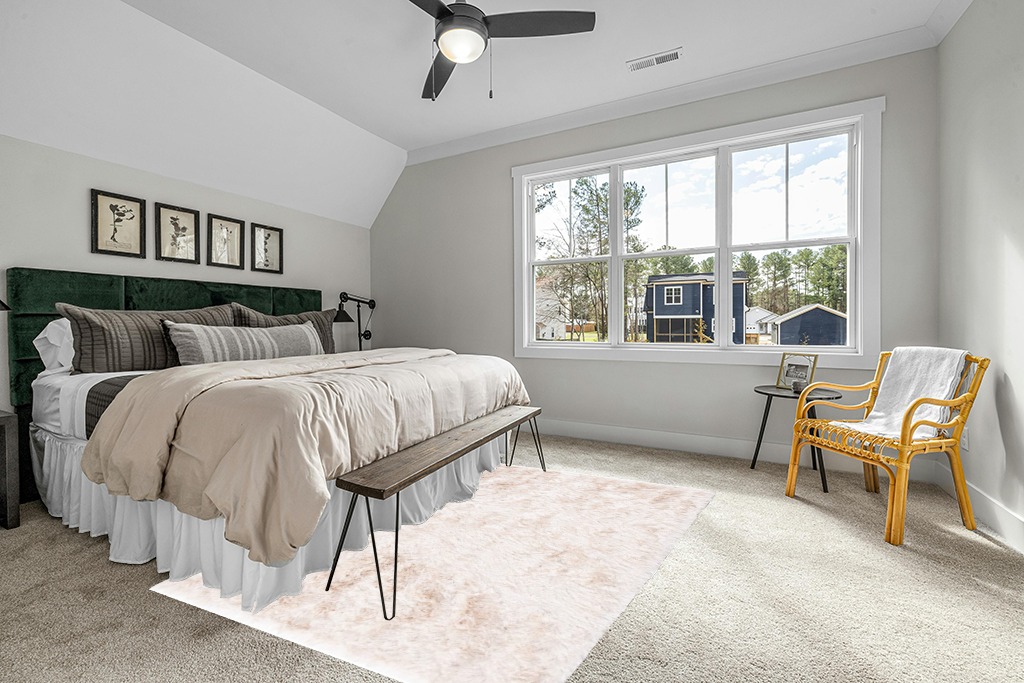 Shag Collection 6' x 9' Ivory in Grey Traditional Bedroom with King Bed