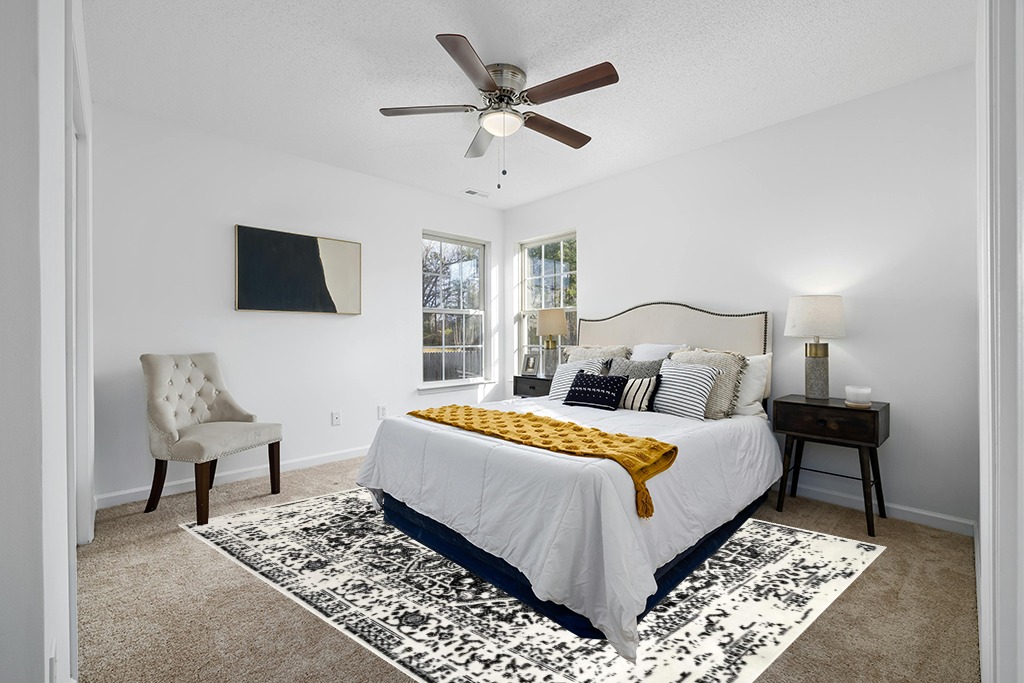 nuLOOM Jordana Vintage Distressed Medallion Area Rug, 8x10, Black and White in White and Yellow Modern Bedroom