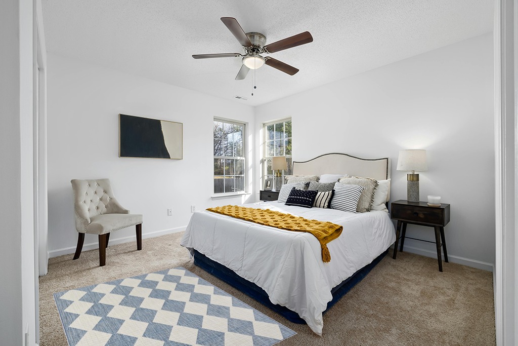 Nourison Positano Indoor/Outdoor Navy Blue 4' x 6' Area Rug, Easy Cleaning, Non Shedding, Bed Room, Living Room, Dining Room, Backyard, Deck, Patio (4x6) in White and Yellow Modern Bedroom