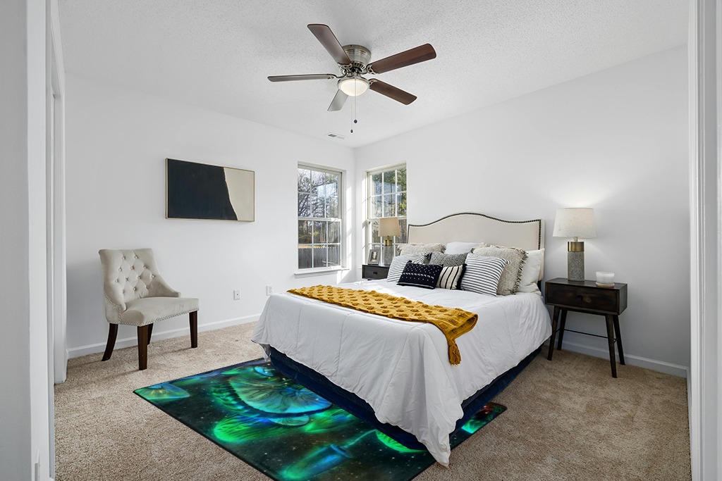 EEIVEUN Green Forest Luminous Mushrooms 5x7' Area Rugs, Indoor Living Room Floor Carpet for Dining Room Kitchen Garden Nursery, Washable Rug Yoga Mat for Office Bedroom Home Decor in White and Yellow Modern Bedroom