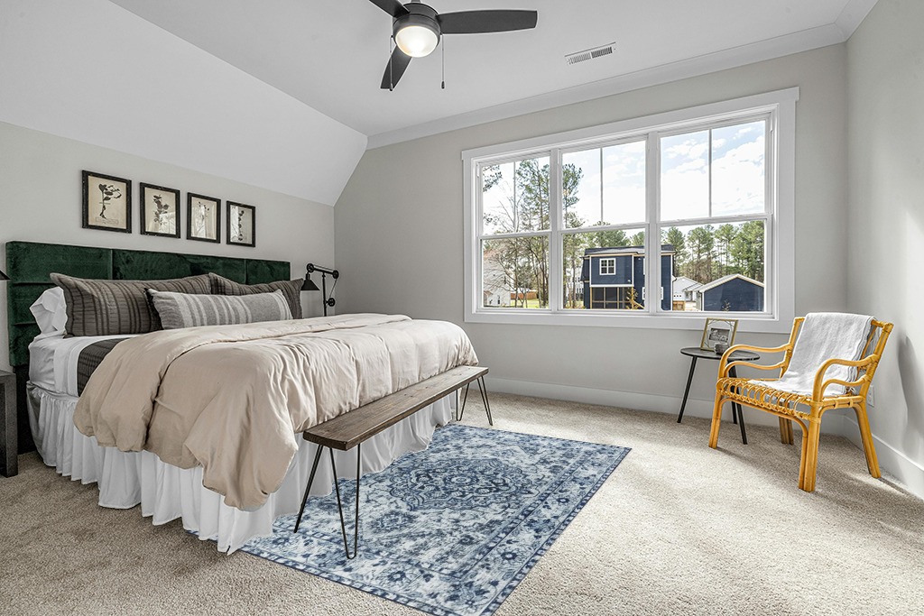 Comeet Area Rug 5x8, Living Room Bedroom Rug, Washable Vintage Area Rug Anti Slip Floor Carpet for Dining Room Home Blue/White in Grey Traditional Bedroom with King Bed